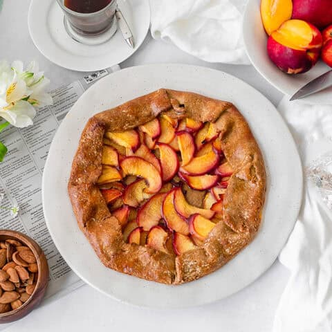 Tarte rustique aux nectarines